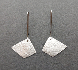 Lavičková Hana: Náušnice