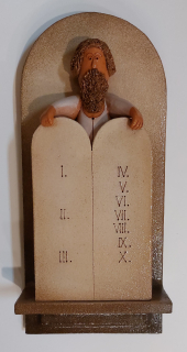 Fifka Gustav: Mojžíš s desaterem - závěsná plastika