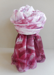 Horová Růžena: Šála hedvábná vínová