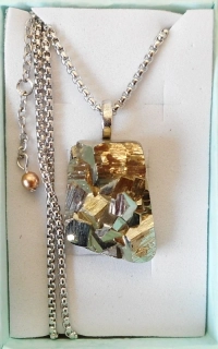 Horová Růžena: Náhrdelník - pyrit