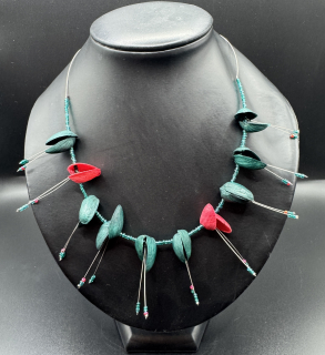 Ammerová Bohumila: Náhrdelník pistácie - zeleno-červený