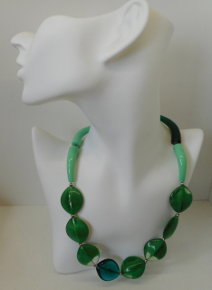 Brodská Vladimíra: Náhrdelník krátký zelený