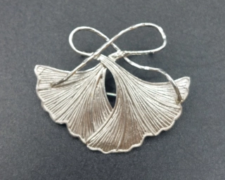 Zemanová Monika: Brož - Ginkgo biloba 